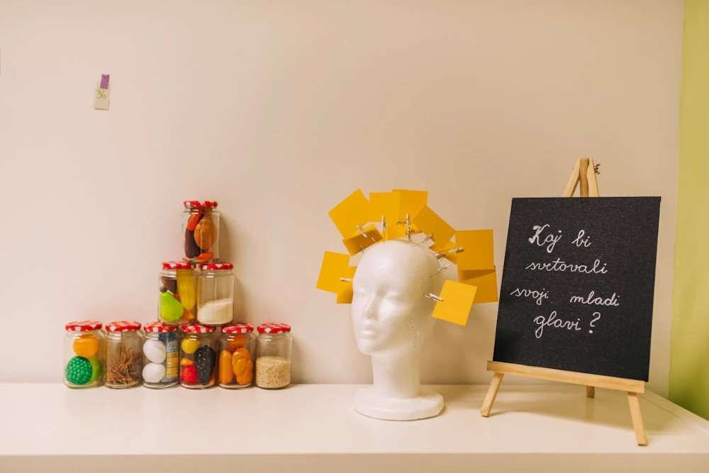 Nest Coach - EMPORIUM BTC