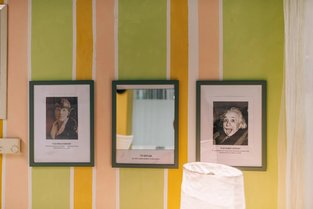 Nest Coach - EMPORIUM BTC